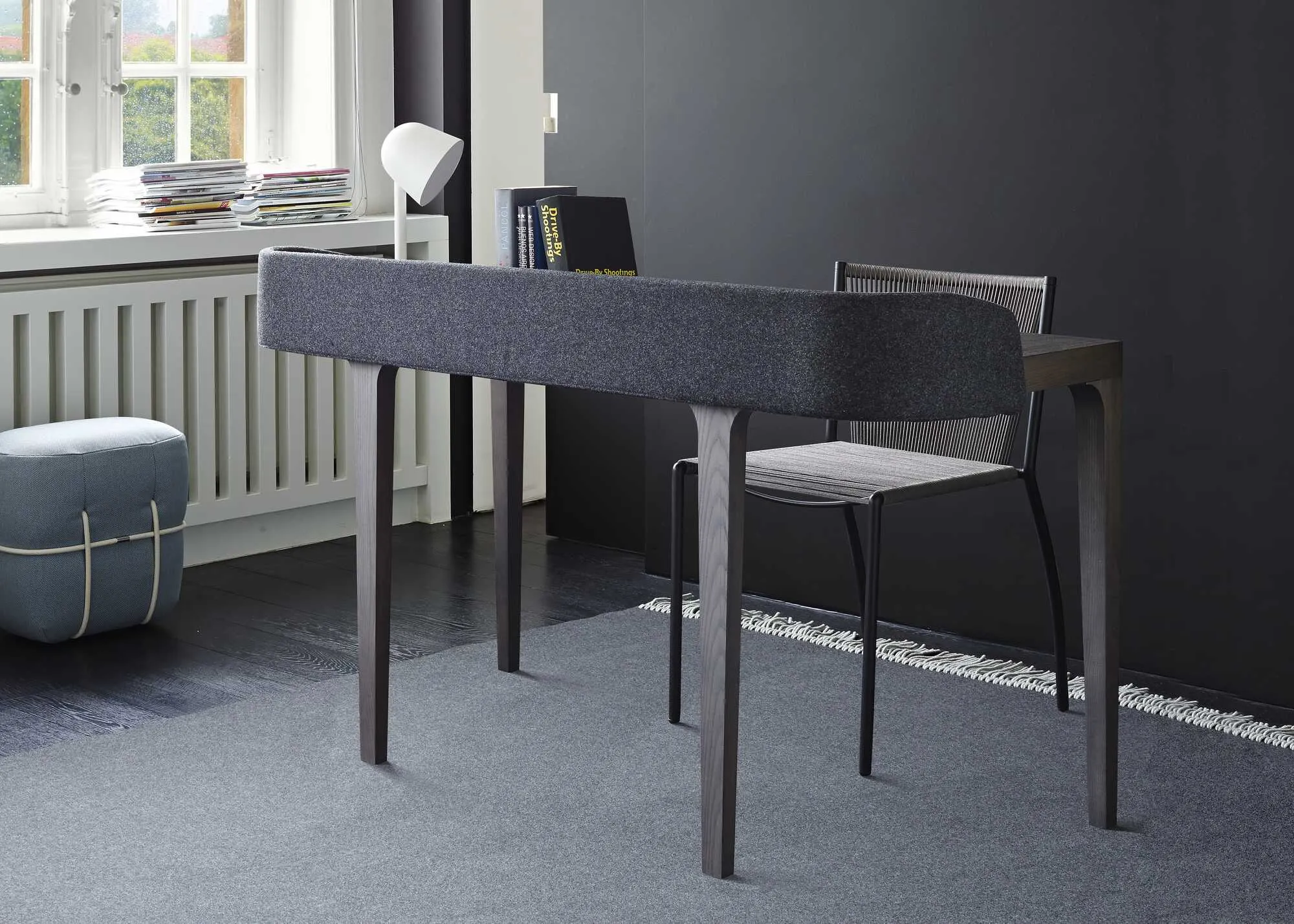 Inside World Desk