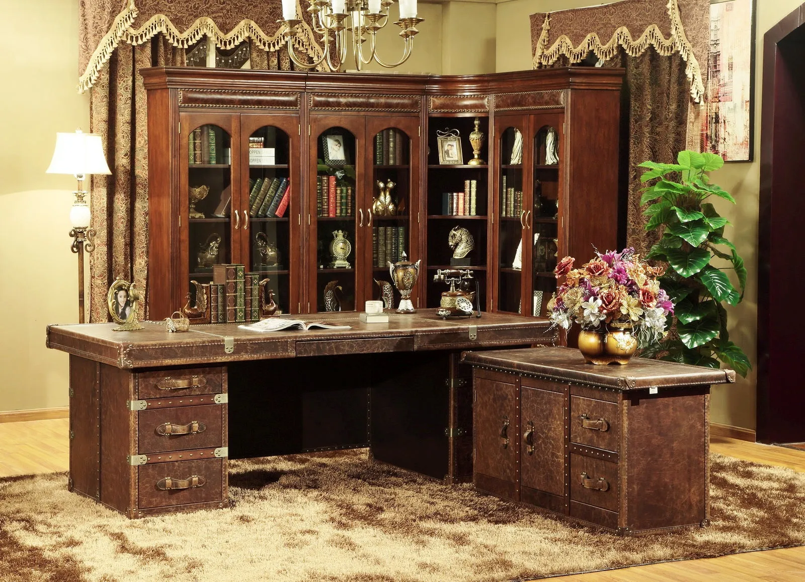 PENTAGON DESK LH113
