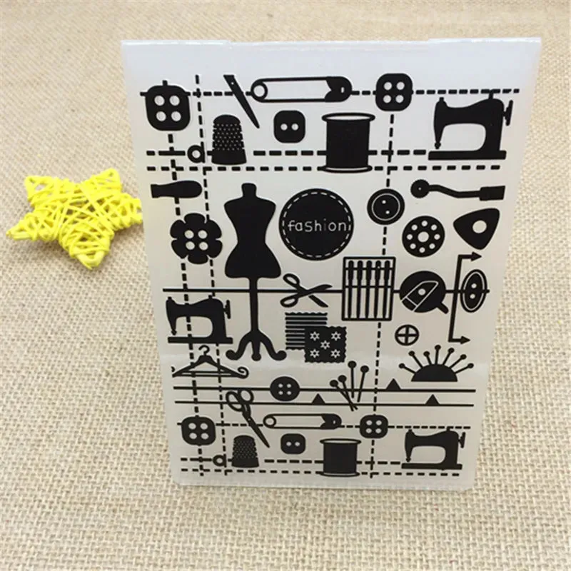 Poppy Crafts Embossing Folder #281 - Fashion